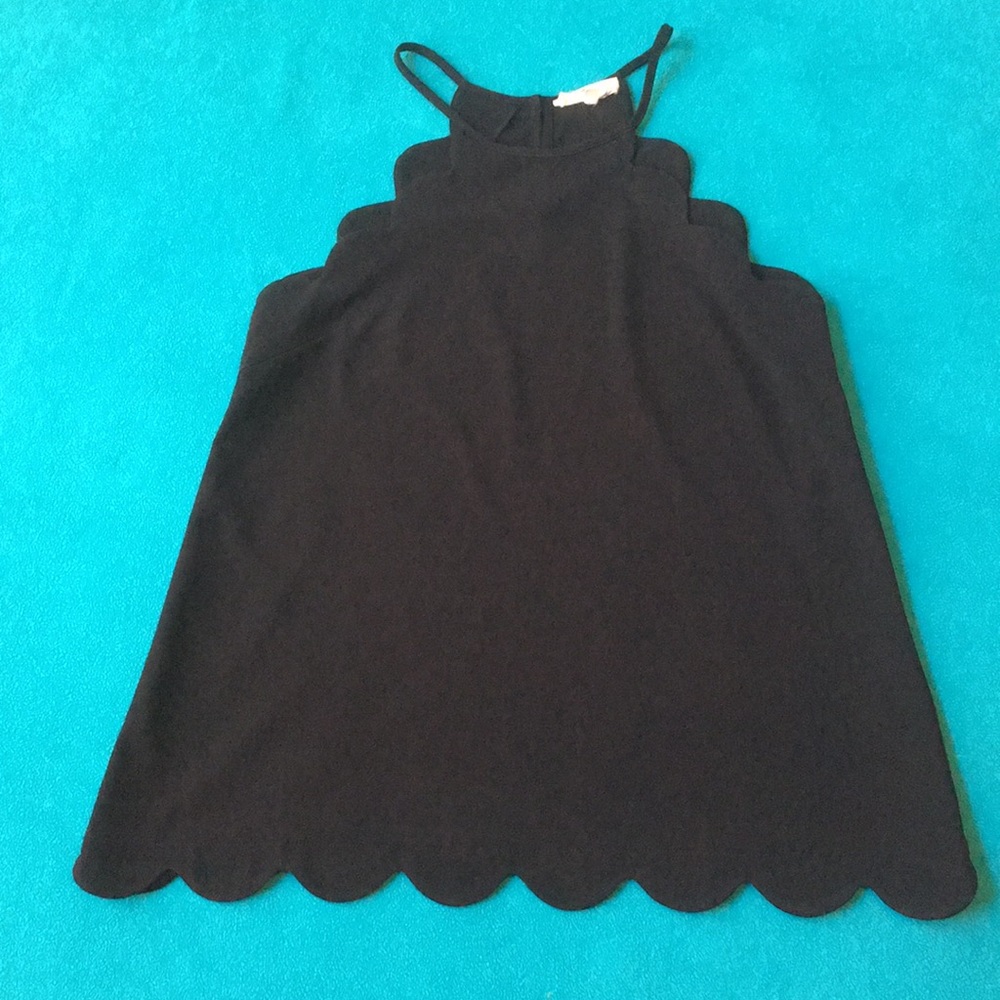 Black Scalloped Tank